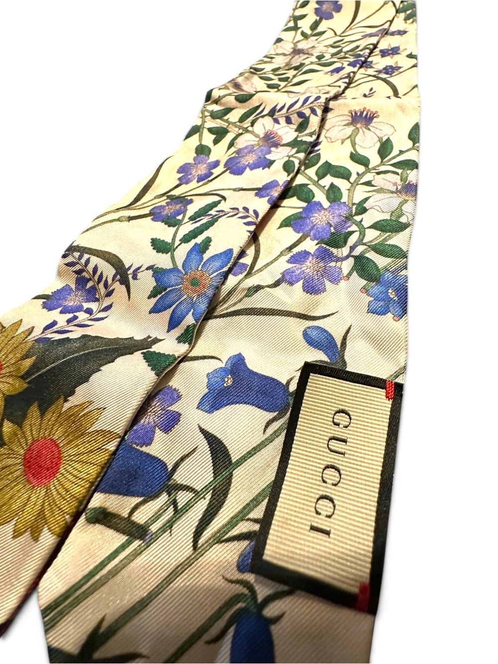 Gucci Flora Floral Print Silk Neck Bow Scarf - Picture 3 of 6